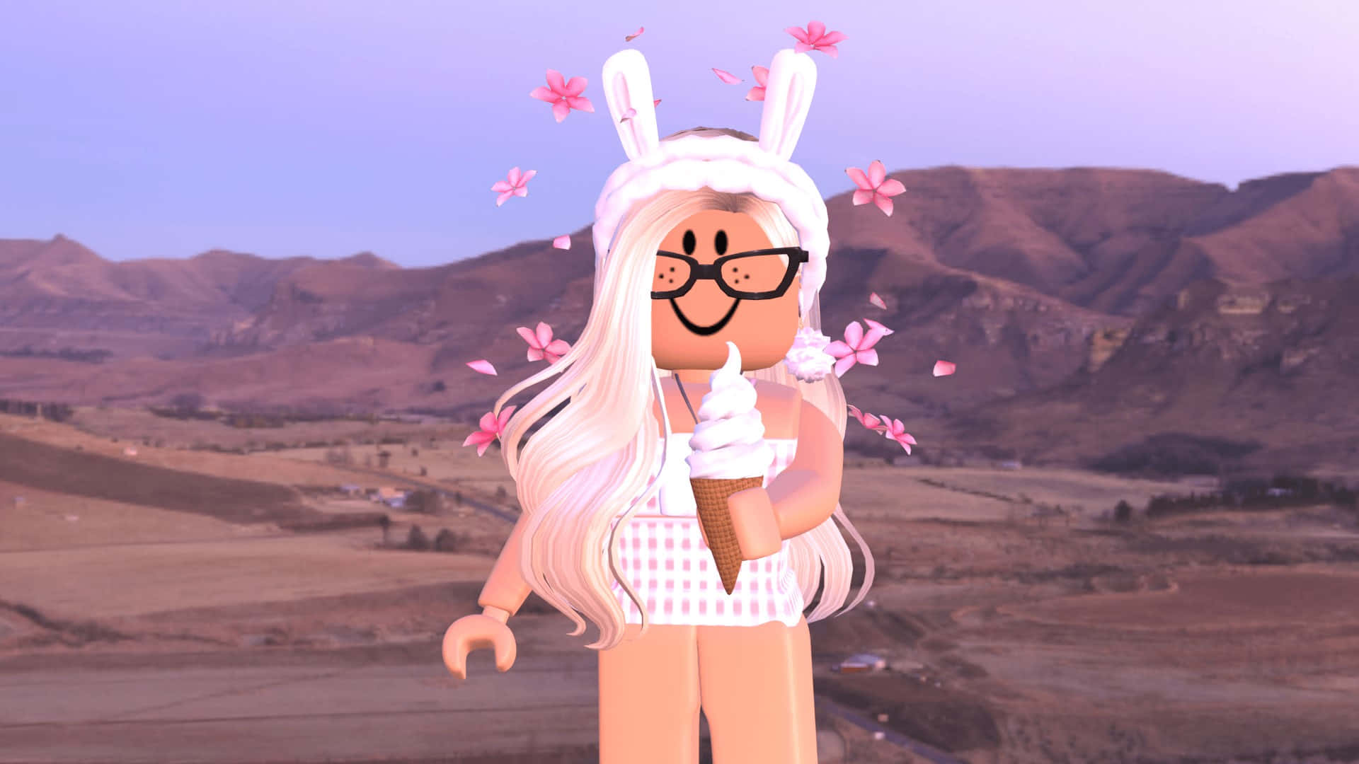  壁紙 — 一個戴著兔耳和眼鏡的Roblox虛擬角色，在群山日落背景下，享受著冰淇淋，粉紅色的櫻花花瓣在她周圍飄浮。