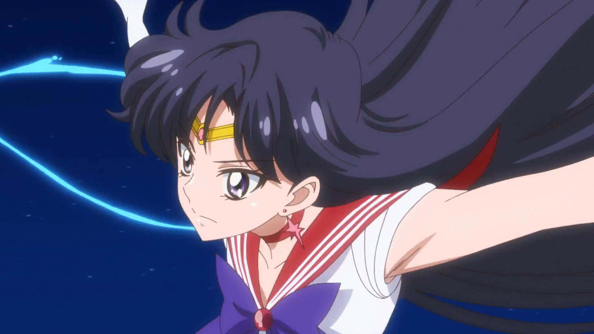 sailor mars 桌布 壁紙 — Sailor Mars 身穿標誌性的水手服，飄逸的深色頭髮，堅定的表情，在星光熠熠的夜空下，散發著發光的藍色能量。