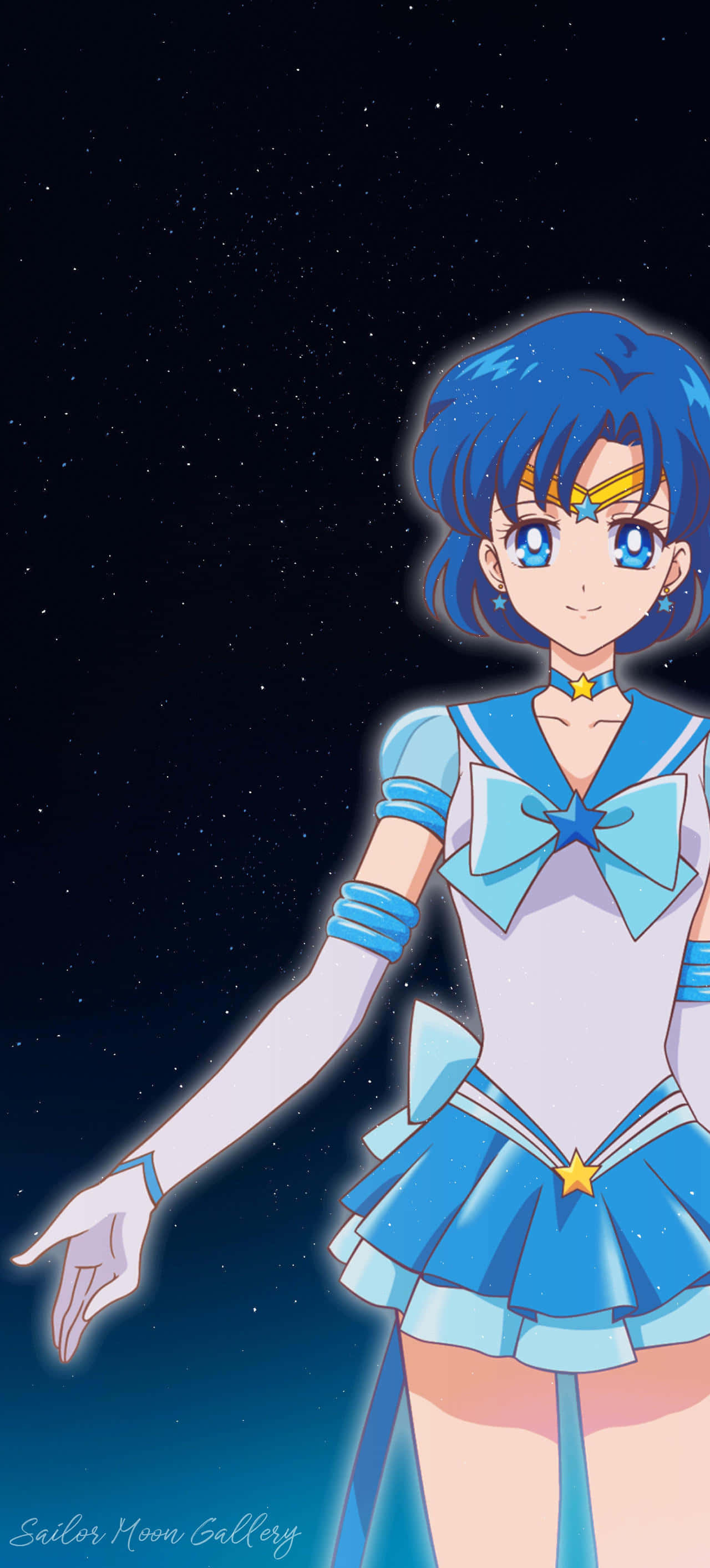 Sailor Mercury 桌布 壁紙 — Sailor Mercury 身穿標誌性的藍色水手服，帶有發光裝飾，優雅地站在繁星點點的夜空下。