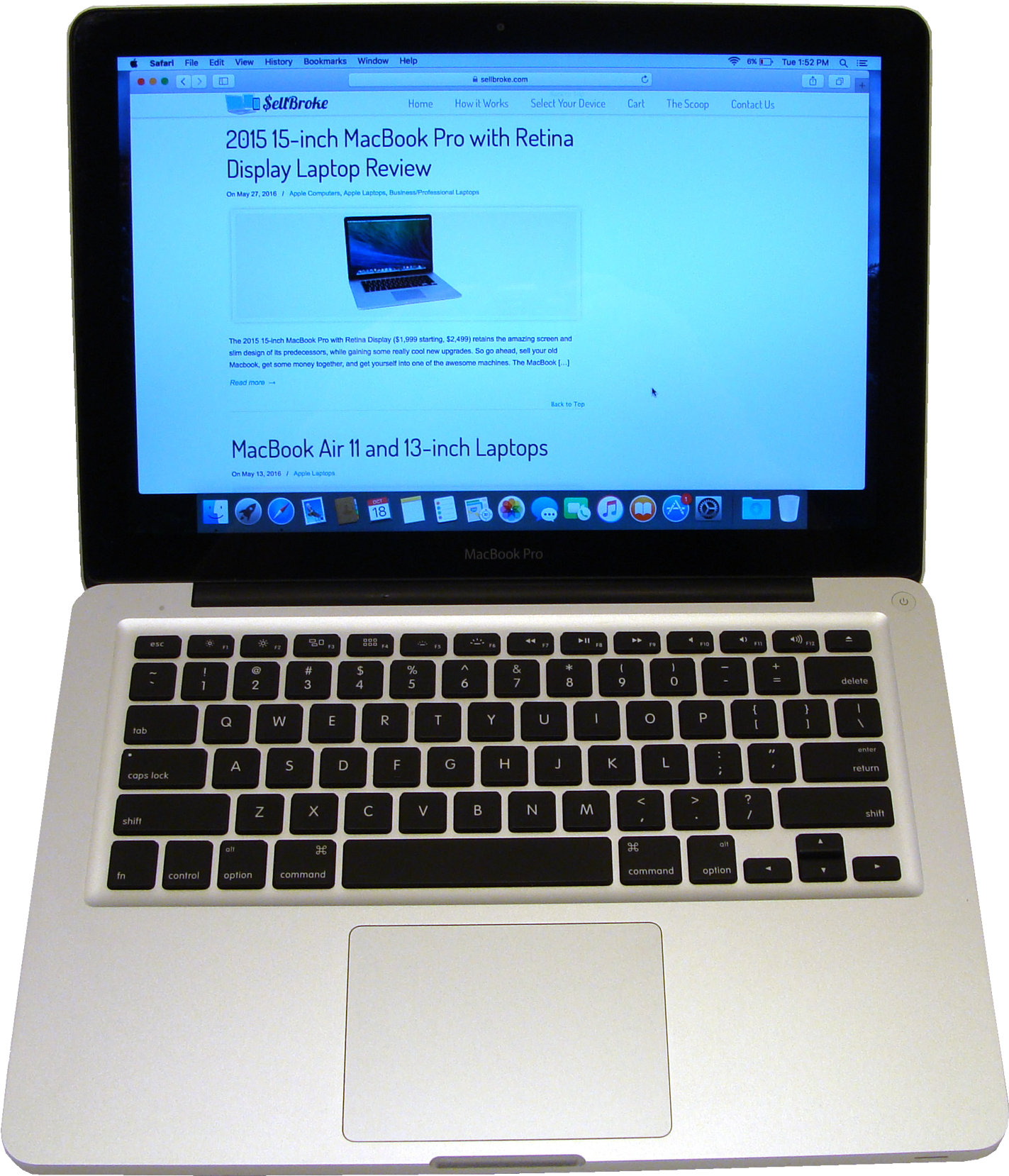 銀色MacBook Pro筆記型電腦顯示筆記型電腦評論網頁。 — Macbook Pro 壁紙