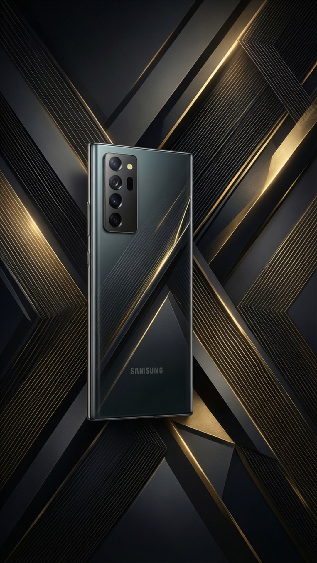 Geometric Gold Note 10 壁紙 — 一部時尚的黑色Samsung智慧型手機，配備四鏡頭模組，垂直站立在幾何黑色和金色背景前。