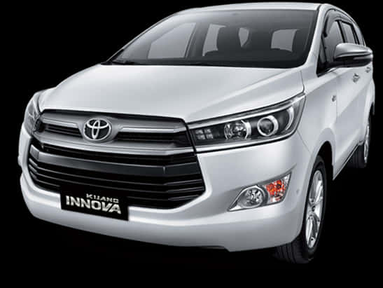 銀色豐田Kijang Innova SUV在黑色背景下的工作室拍攝。 — Toyota Supra 壁紙