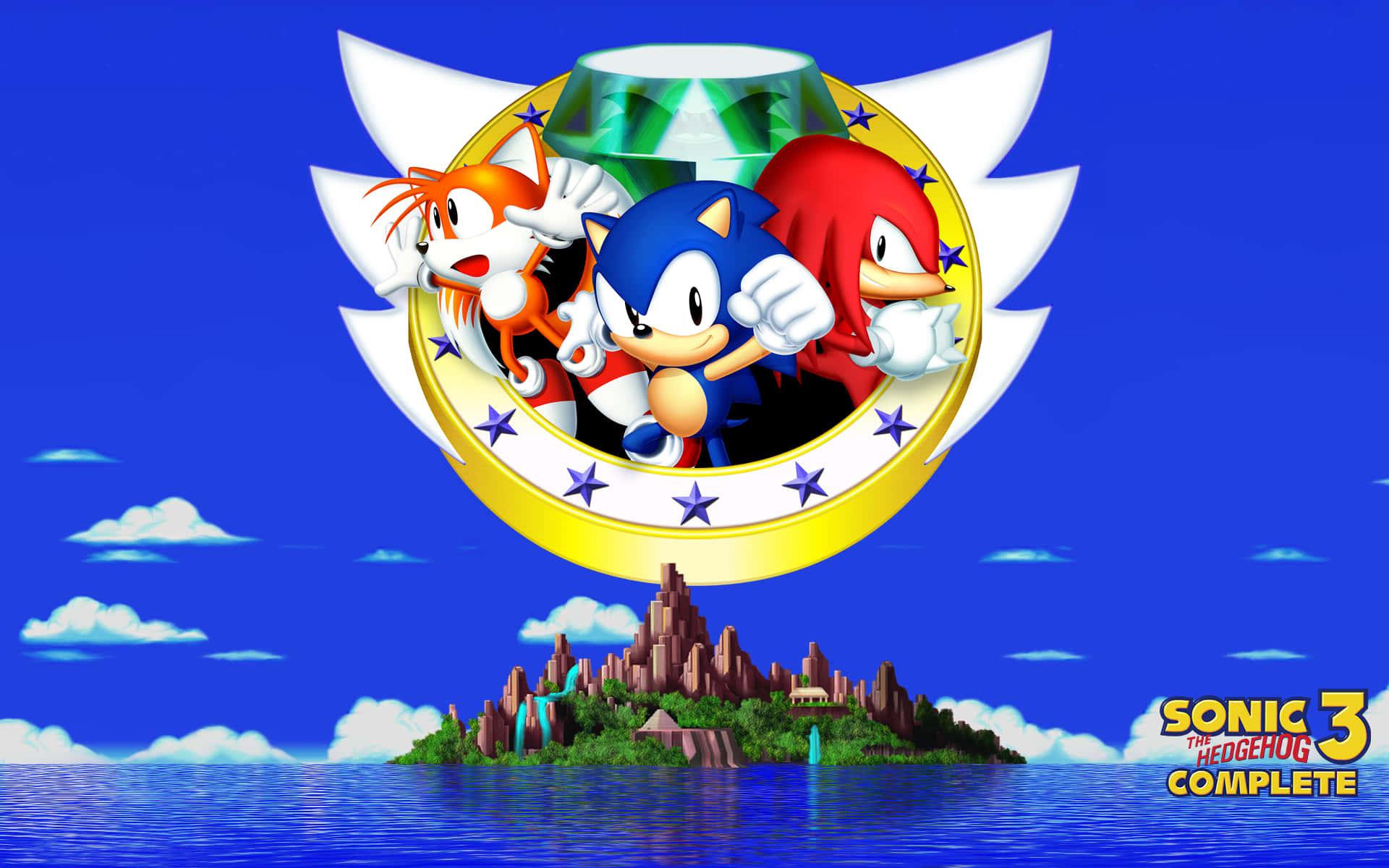 iPhone 3 桌布 壁紙 — Sonic、Tails 和 Knuckles 在金色徽章中英勇地擺姿勢，下方是帶有瀑布的熱帶島嶼和明亮的藍天。