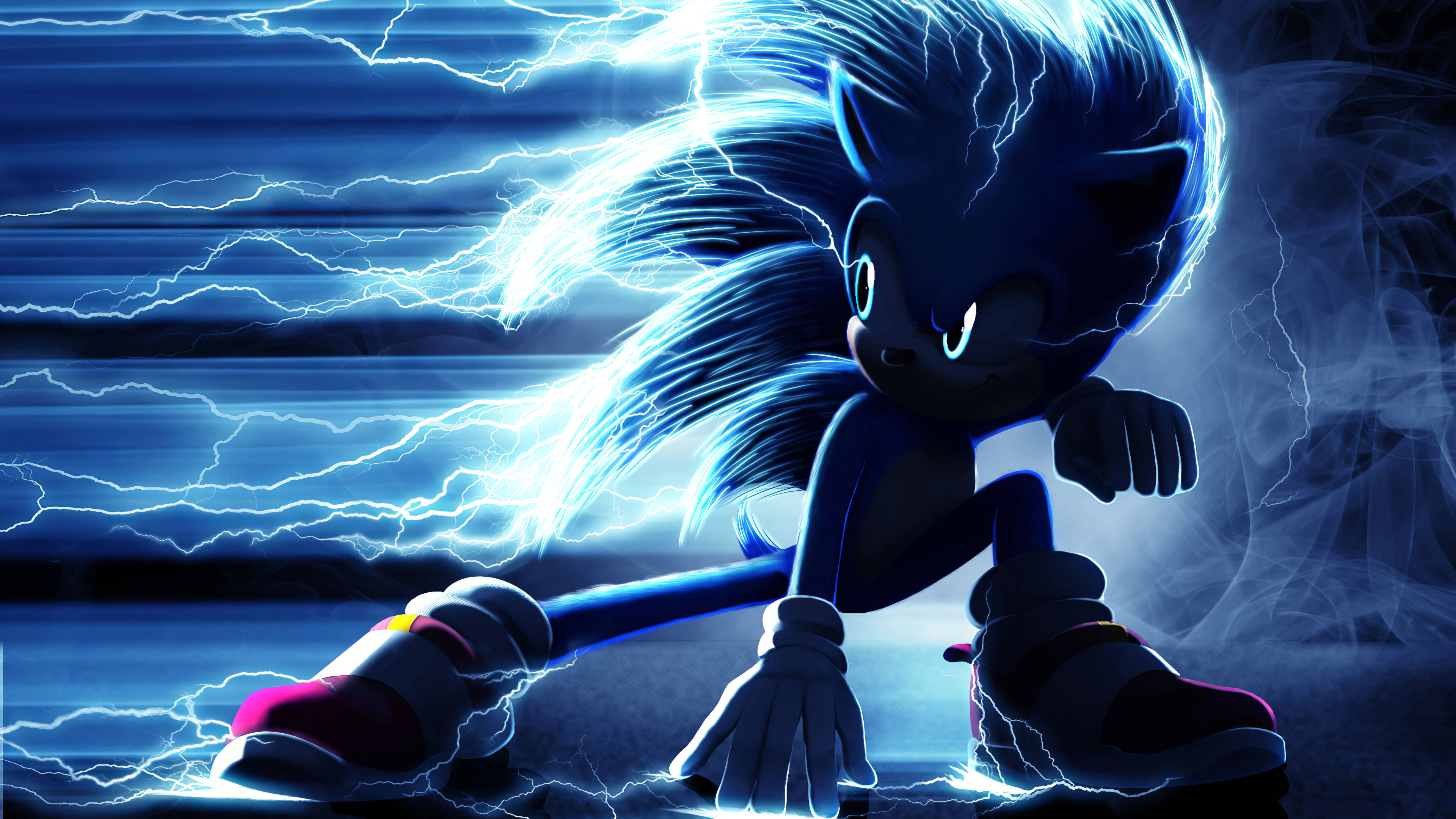 speed up 桌布 壁紙 — Sonic the Hedgehog 以動態姿勢蹲下，周圍環繞著劈啪作響的藍色閃電，背景是黑暗的暴風雨。
