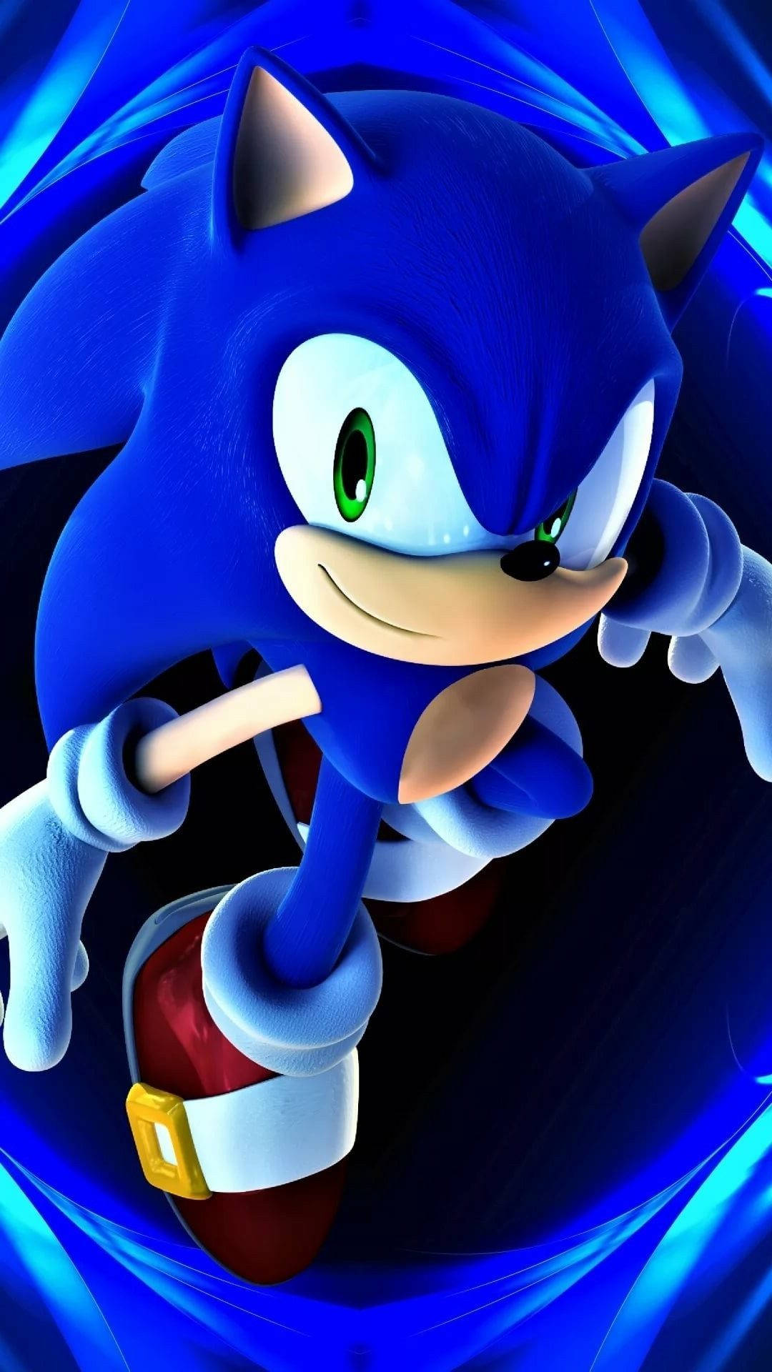 酷炫音速小子 桌布 壁紙 — Sonic the Hedgehog 帶著堅定的笑容，在旋轉的藍色能量背景中向前衝刺。