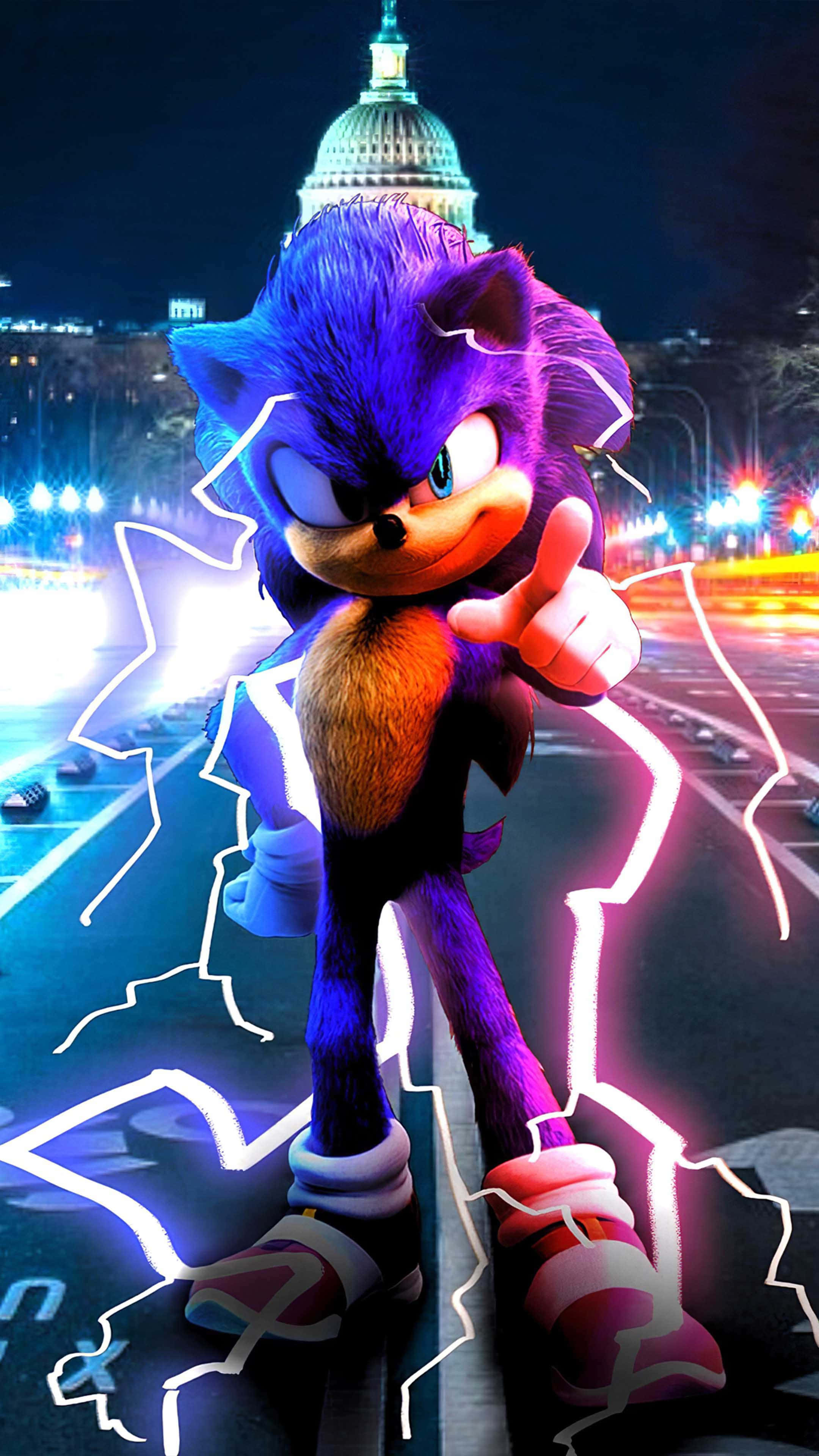 索尼克 桌布 壁紙 — Sonic the Hedgehog 自信地站在夜晚的城市街道上，伴隨著閃電效果，國會大廈在他身後發光。