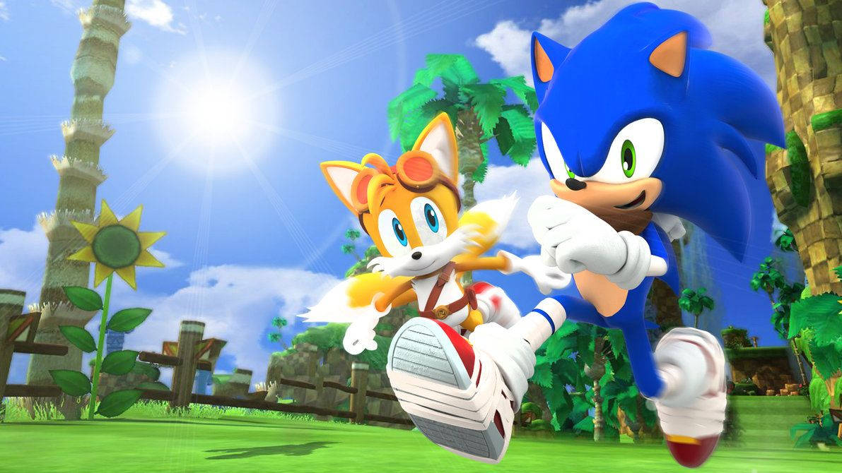 索尼克 桌布 壁紙 — Sonic 和 Tails 在陽光明媚的叢林中疾馳，頭頂有棕櫚樹和明亮的太陽。