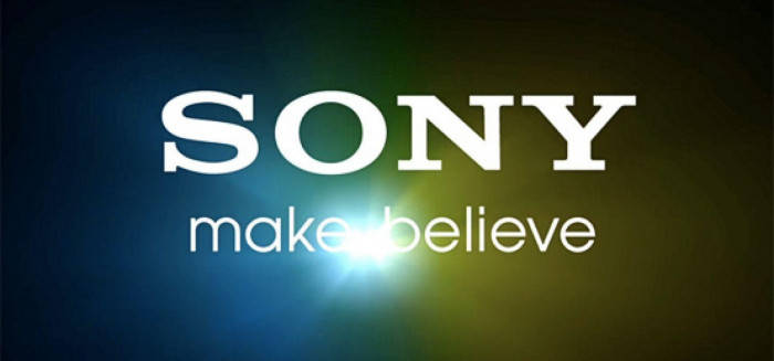 Sony 標誌帶有 make believe 標語，在漸變背景上發光並帶有鏡頭光暈。 — Valorant Logo 壁紙