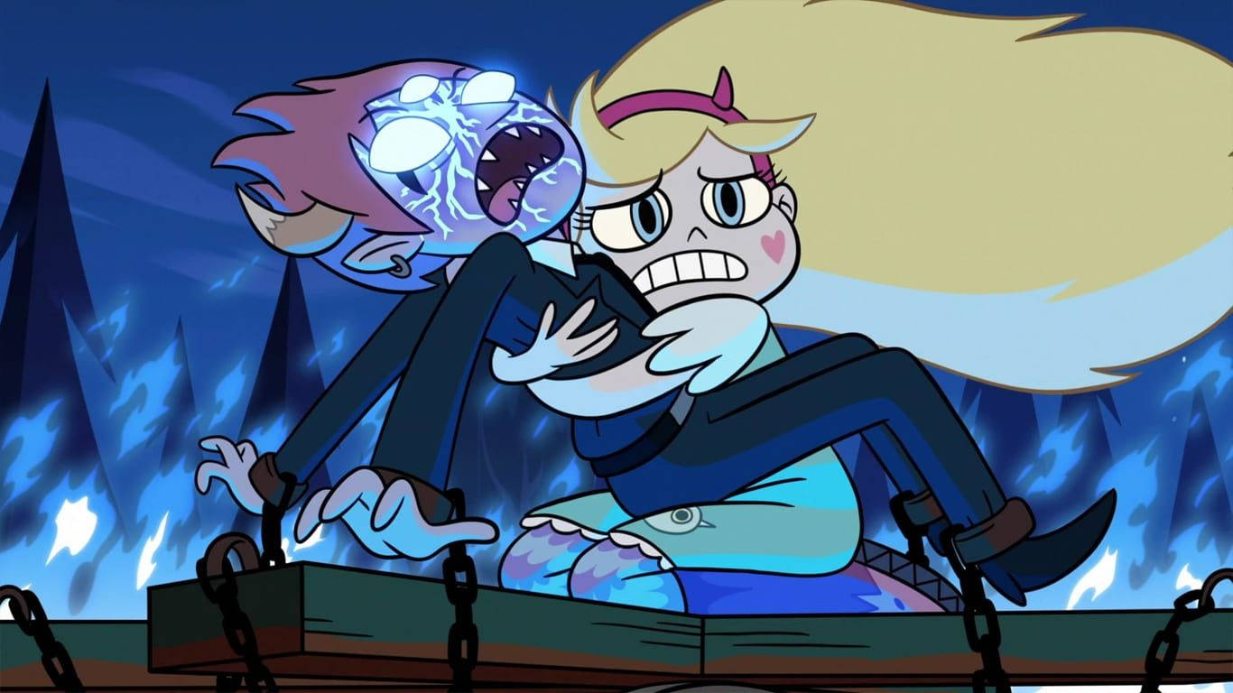 evil 桌布 壁紙 — Star Butterfly 和一個被閃電強化的怪物在夜晚的黑暗森林中用鎖鏈和火焰搏鬥。