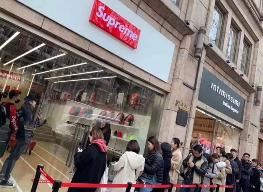 Supreme上海店於上海開幕 壁紙