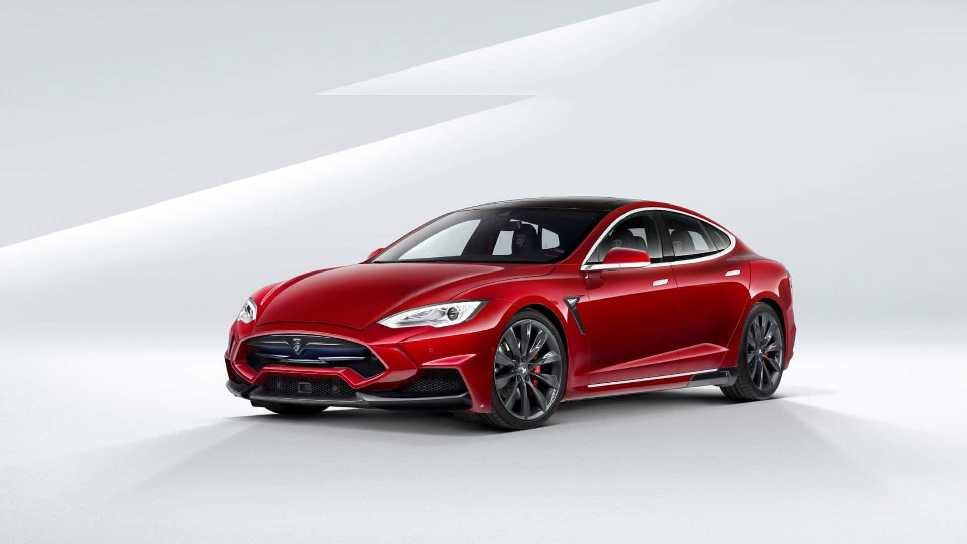 Tesla Model S - 白色背景中的紅色汽車 壁紙