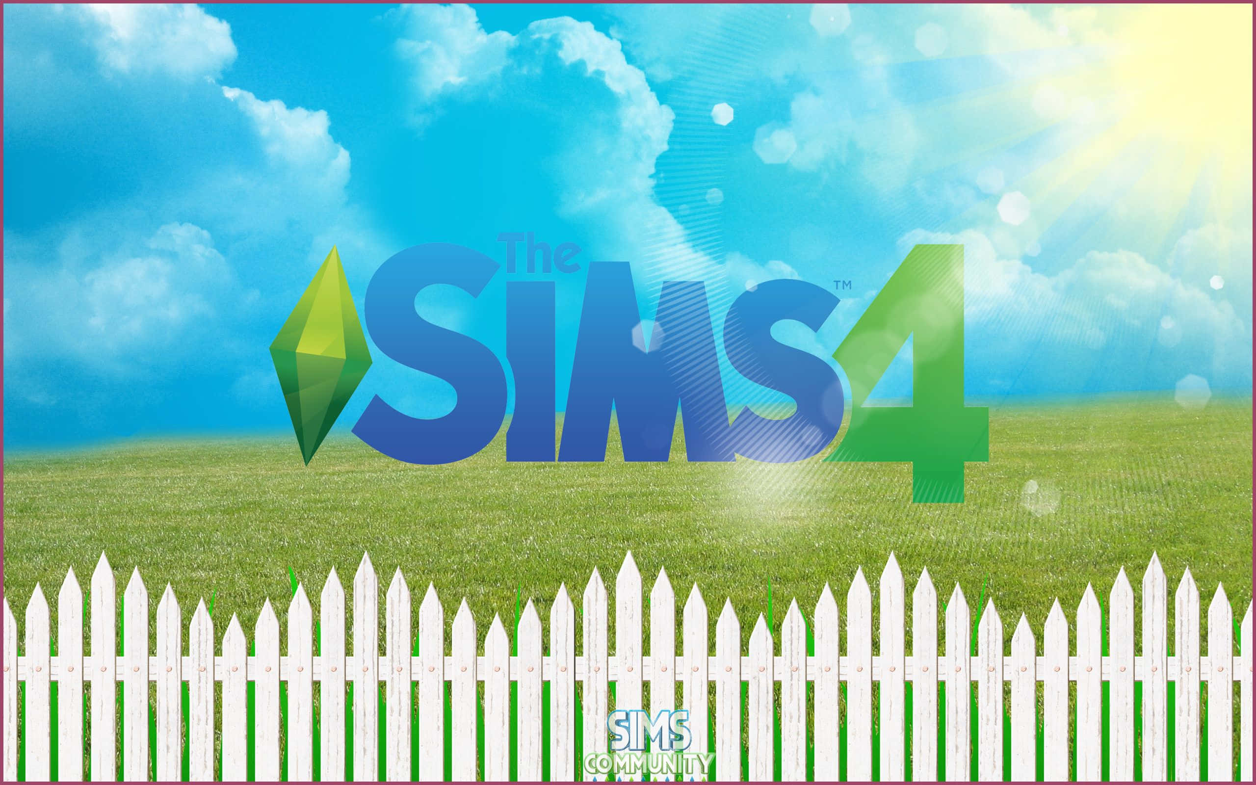 The Sims 4 桌布 壁紙 — The Sims 4 標誌在陽光明媚的綠色田野上發光，田野上有白色尖樁籬笆，上方是明亮的藍天和蓬鬆的雲朵。