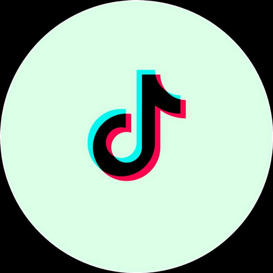 TikTok Logo 桌布 壁紙 — TikTok 標誌帶有黑色、青色和洋紅色故障效果，居中於黑色背景上的淡綠色圓形內。