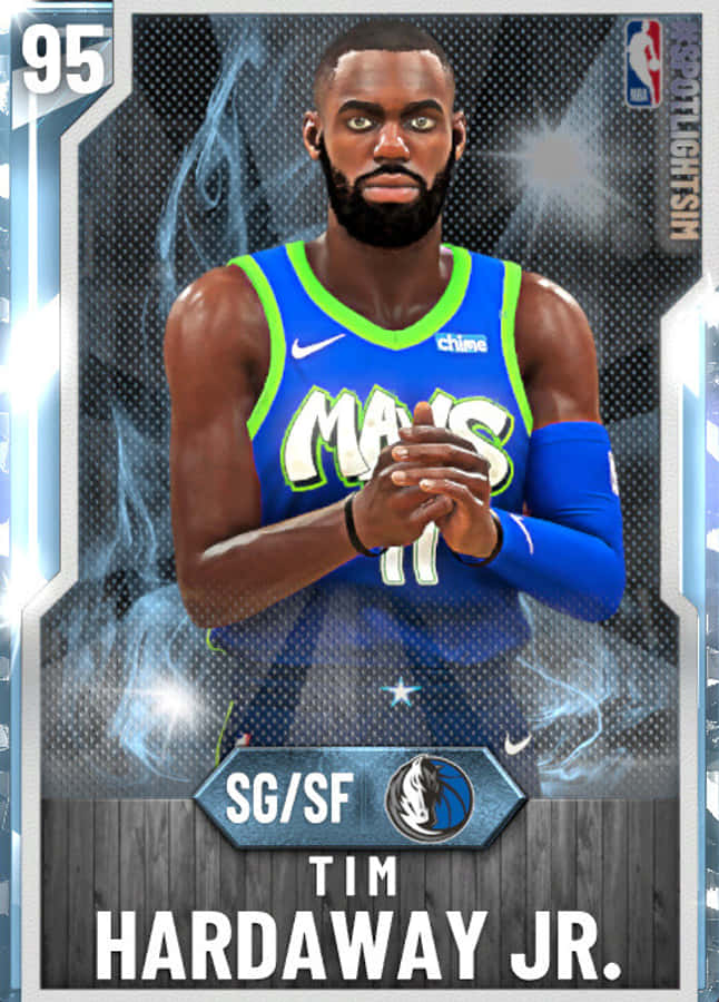 Man 桌布 壁紙 — Tim Hardaway Jr. 身穿藍綠色Mavericks球衣，雙手合十，在一張發光的數位卡片上擺姿勢，卡片上標有'95'評分。