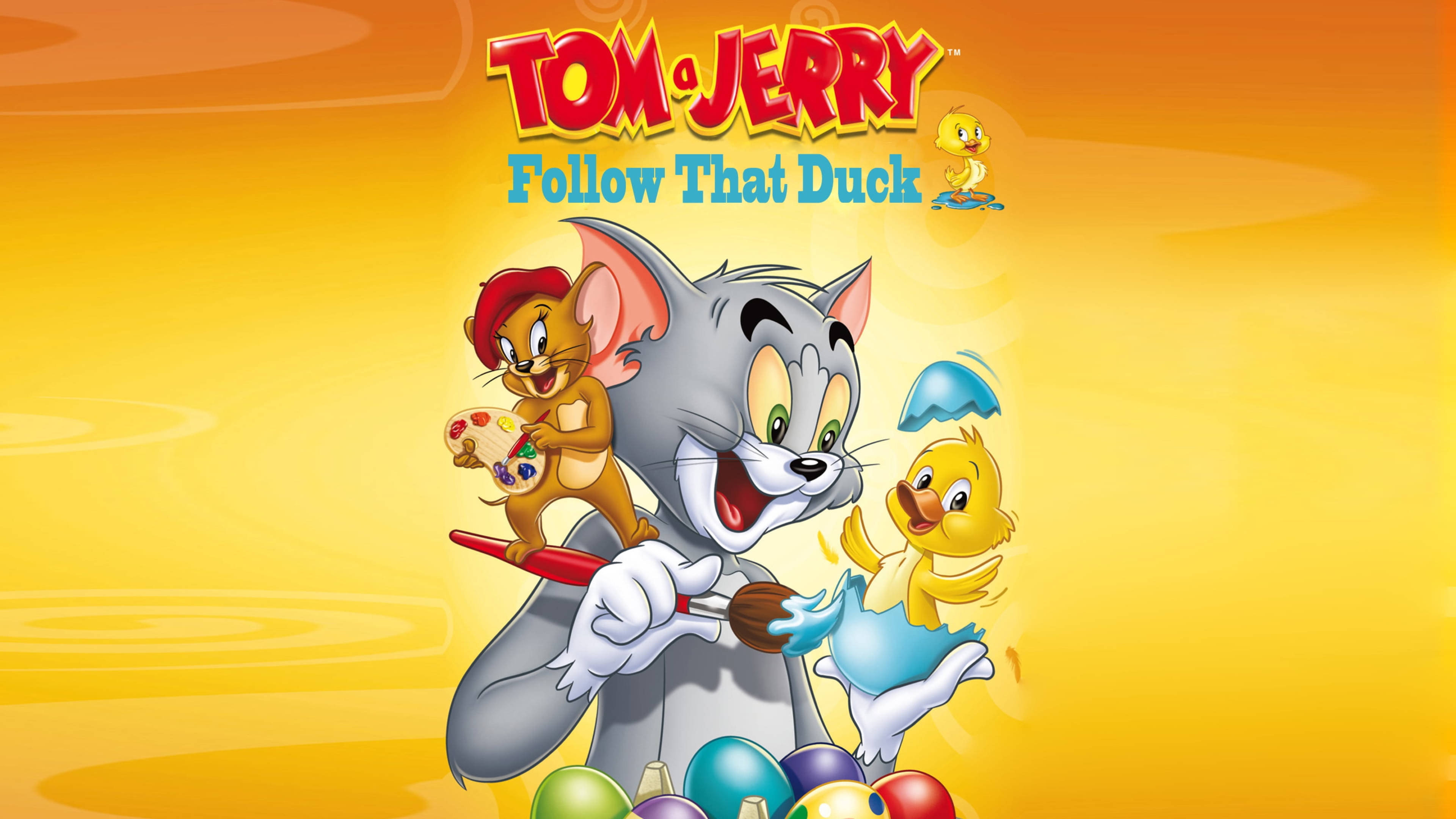 湯姆與傑利 桌布 壁紙 — Tom Jerry 和一隻小鴨在溫暖的黃色漸層背景上快樂地繪畫彩色雞蛋。