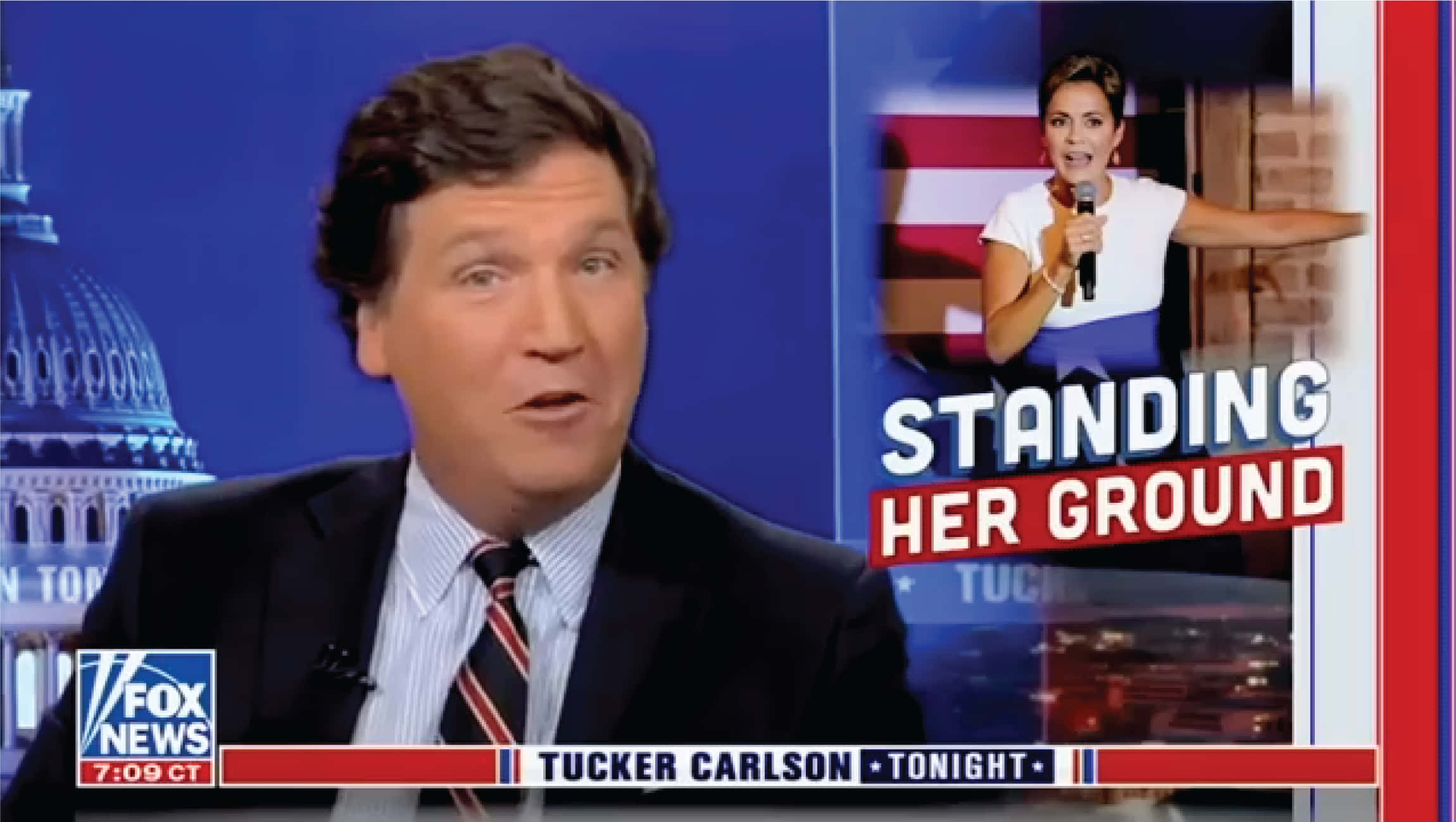 狐狸 桌布 壁紙 — Tucker Carlson 在 Fox News Tonight 節目中，圖形顯示一名女子手持麥克風，背景為美國國旗。