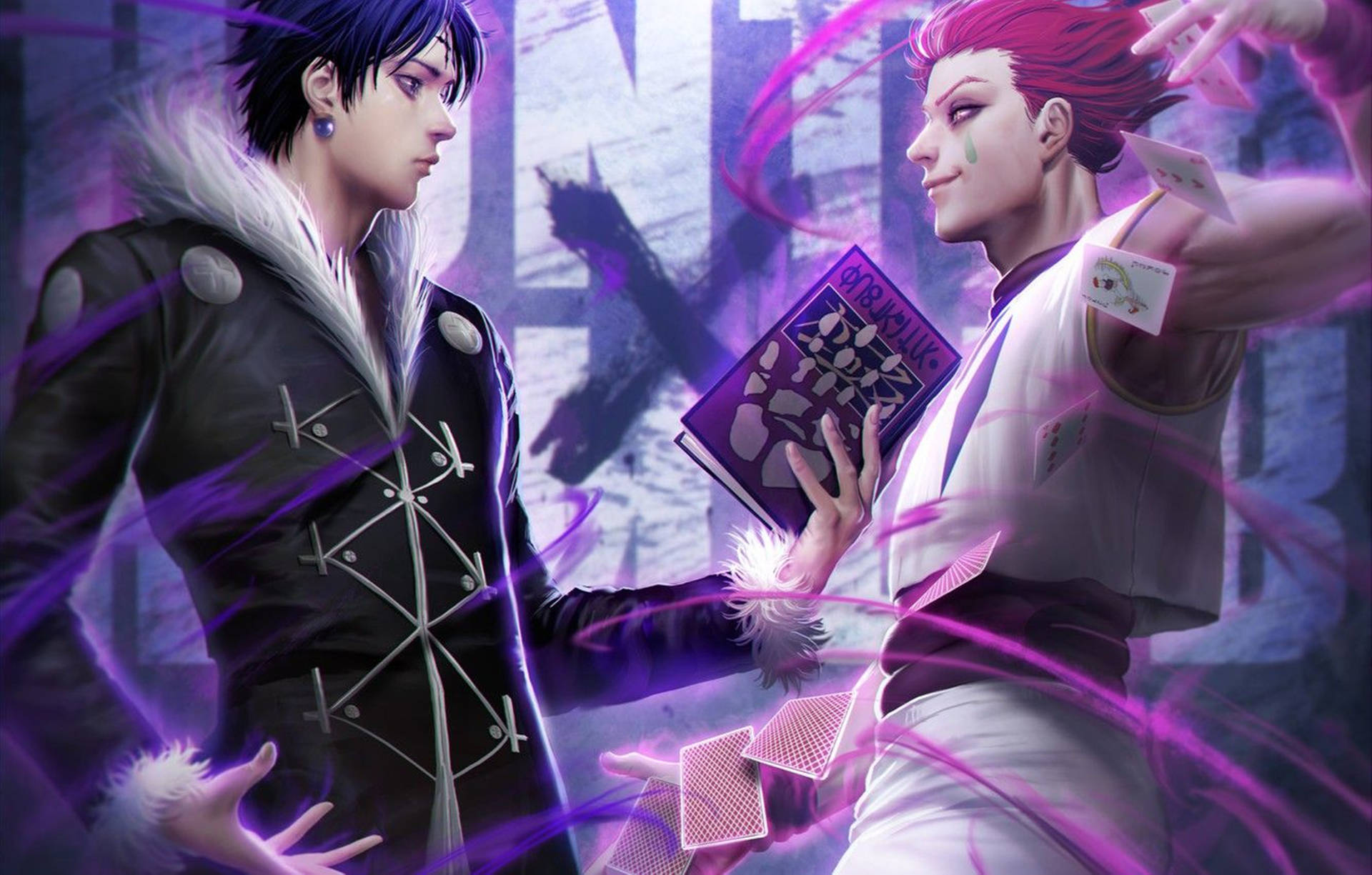 兩個動漫角色進行魔法卡牌戰鬥，帶有紫色能量效果。 — 4K 壁紙