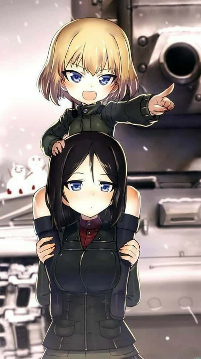  壁紙 — 兩個動漫女孩穿著軍裝，一個騎在另一個上面，背景是雪地坦克。