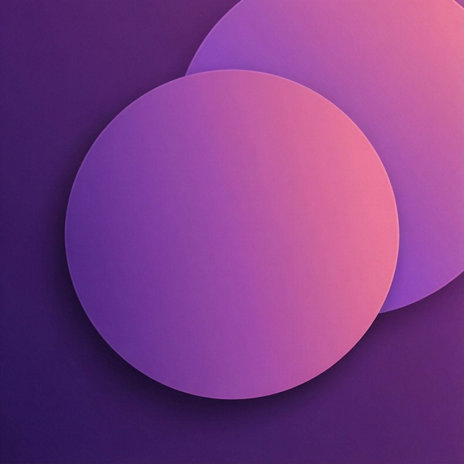 Minimalist Violet Circles 壁紙 — 兩個重疊的漸變圓圈從深紫色過渡到柔和的粉紅色，背景為深紫色。