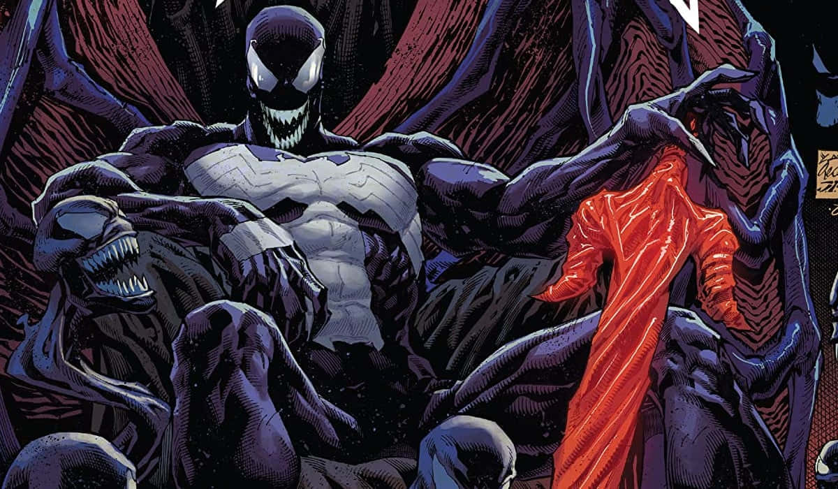 Venom Comic Book 桌布 壁紙 — 黑色共生體套裝的猛毒在深色紋理背景中緊握紅布，露出兇惡的笑容。