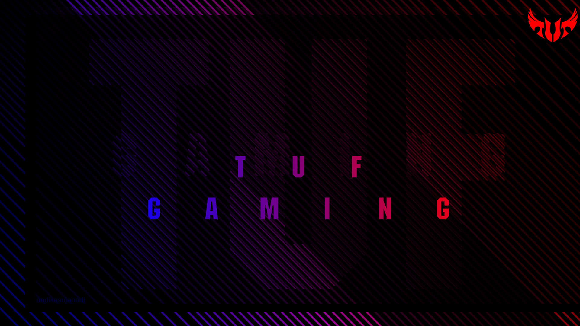  壁紙 — 鮮豔的霓虹紫色和紅色文字拼出「TUF GAMING」，背景為深色斜紋，並帶有紅色鳳凰標誌。