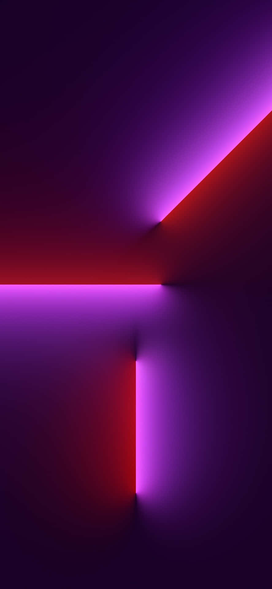 黑暗幾何角落中的抽象霓虹紅和紫色光束。 — iPhone 13 Pro Max 壁紙