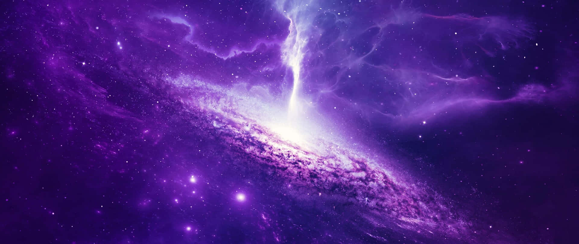  壁紙 — 一個充滿活力的紫色螺旋星系，帶有發光的星星和宇宙雲，在星空中散發能量。