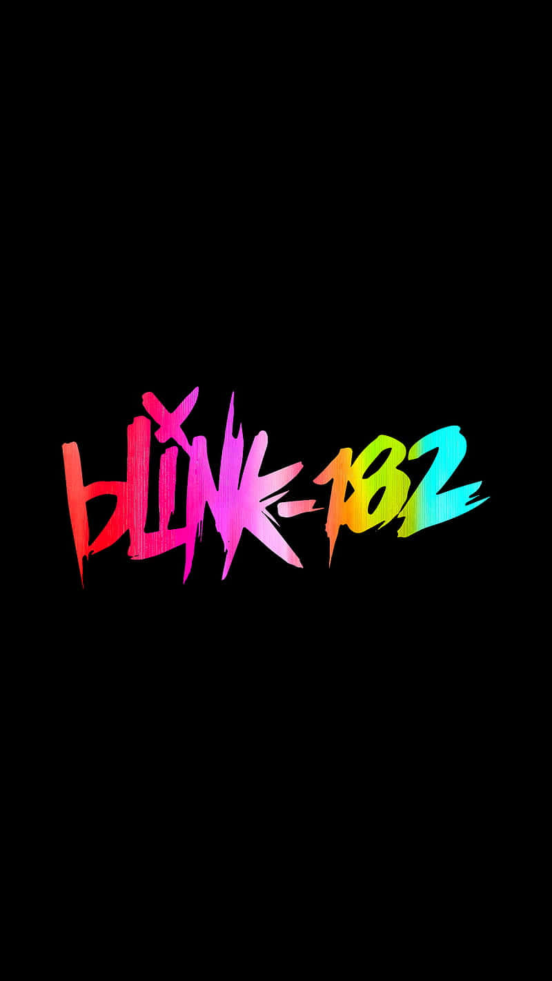  壁紙 — 鮮豔的彩虹漸層文字在純黑背景上拼出 blink182。