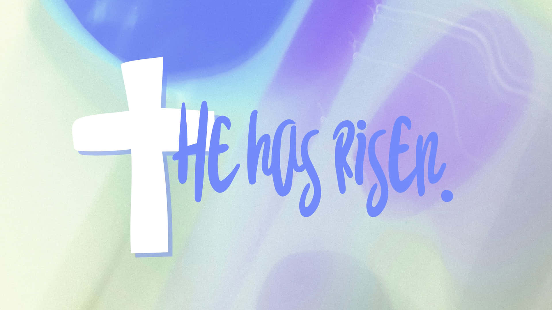  壁紙 — 一個白色十字架和藍色文字 'HE has Risen' 漂浮在柔和的粉彩漸變背景上，顏色包括藍色、紫色和綠色。