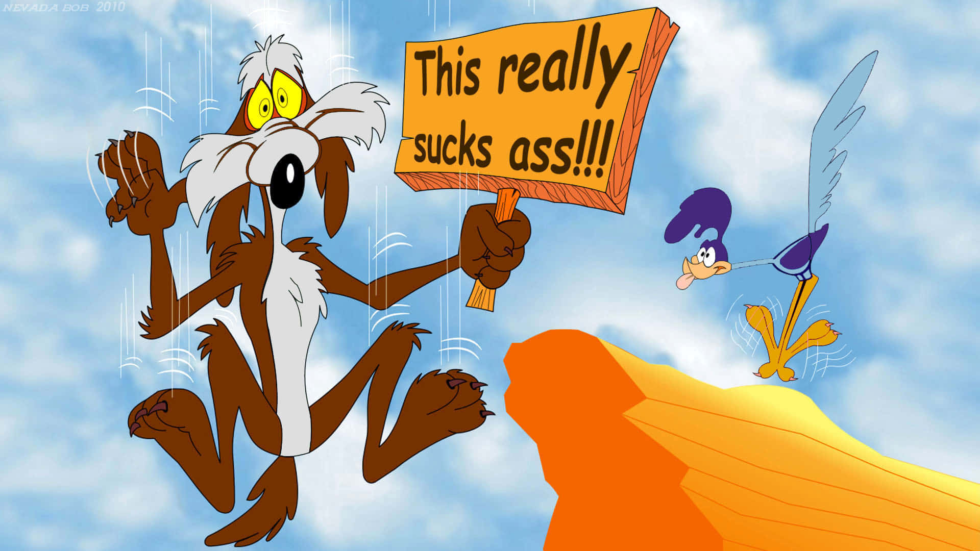 樂一通 桌布 壁紙 — Wile E. Coyote 舉著一個寫著「這真的很爛!!!」的牌子，在雨中墜落，而Road Runner在遠處大笑。