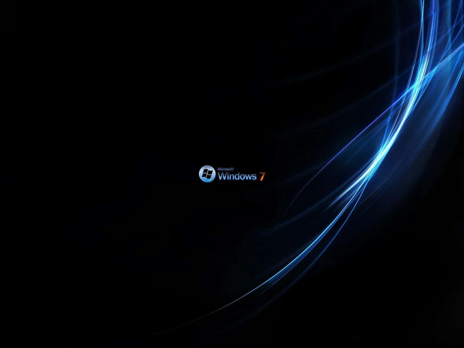 Black Windows 桌布 壁紙 — Windows 7 標誌居中於黑色背景上，帶有從右上角彎曲的發光藍色光條。