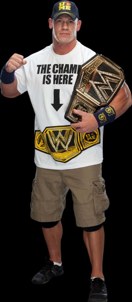 WWE 桌布 壁紙 — WWE摔角手John Cena自信地拿著冠軍腰帶，背景為黑色。