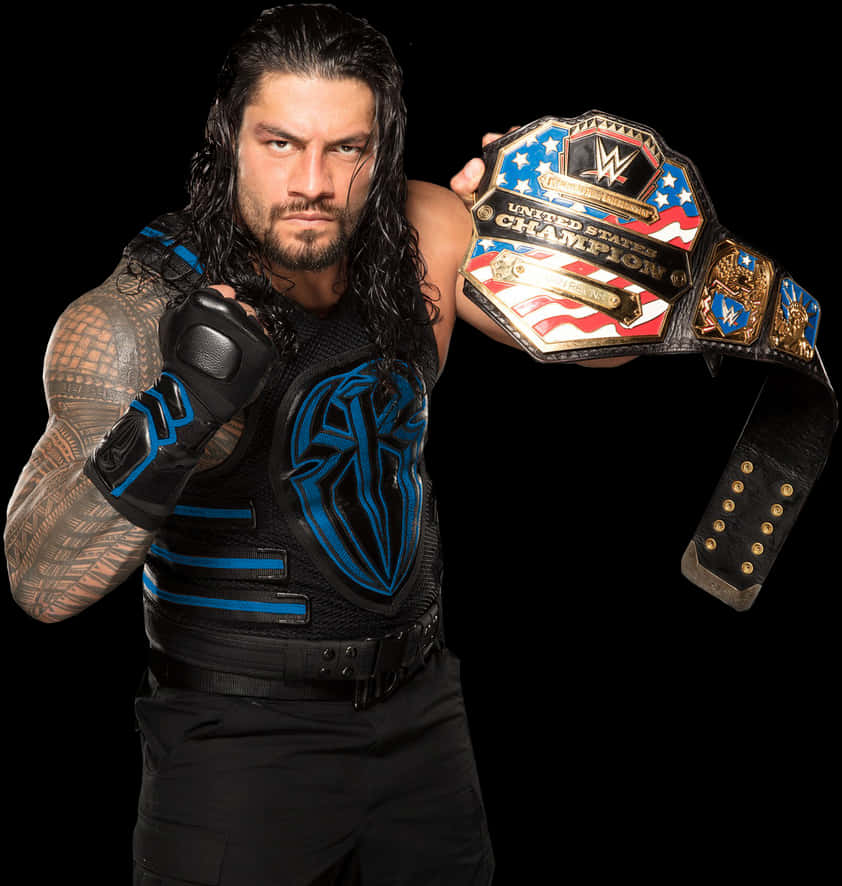 Athlete 桌布 壁紙 — WWE摔角手Roman Reigns在黑色背景前緊握美國冠軍腰帶，眼神銳利。