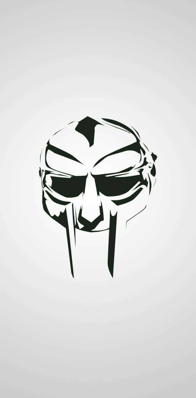  壁紙 — 一個鮮明的黑白風格戰士面具，具有銳利的稜角特徵和威嚇表情，背景是純淺灰色。