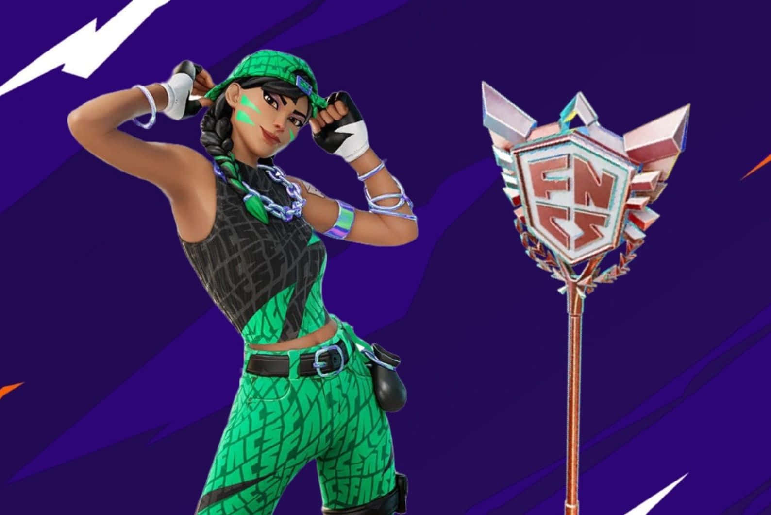  壁紙 — 一個穿著綠色圖案服裝的Fortnite角色在充滿活力的紫色背景旁自信地擺姿勢，旁邊放著FNCS獎盃。