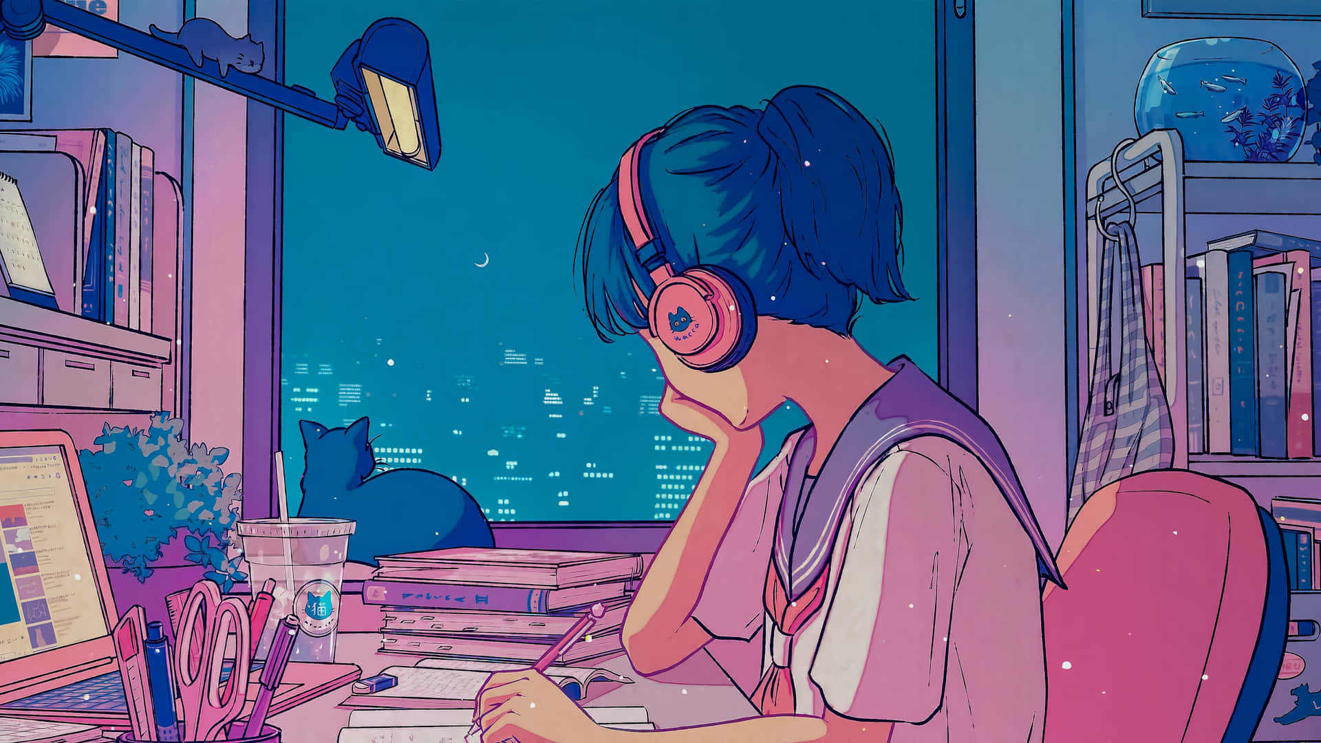  壁紙 — 一個戴耳機的年輕動漫女孩在雜亂的書桌前學習，窗外是夜晚的城市燈光，旁邊有一隻貓。