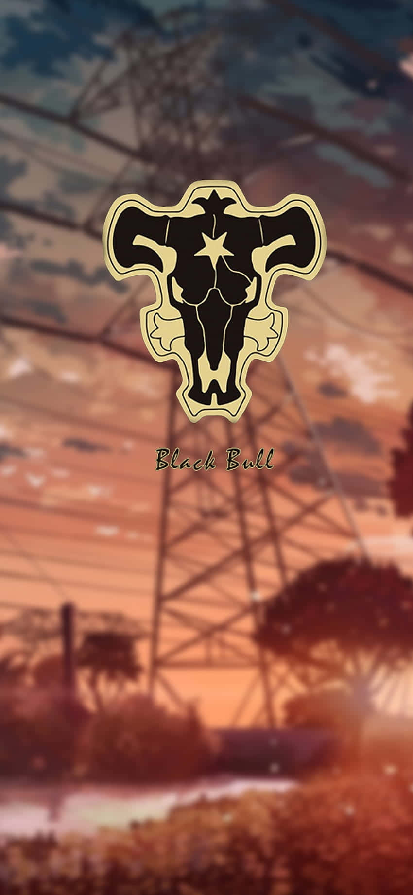  壁紙 — 一個帶有星星的金色公牛頭骨標誌，在溫暖的日落背景下，襯托著電線桿和樹木。
