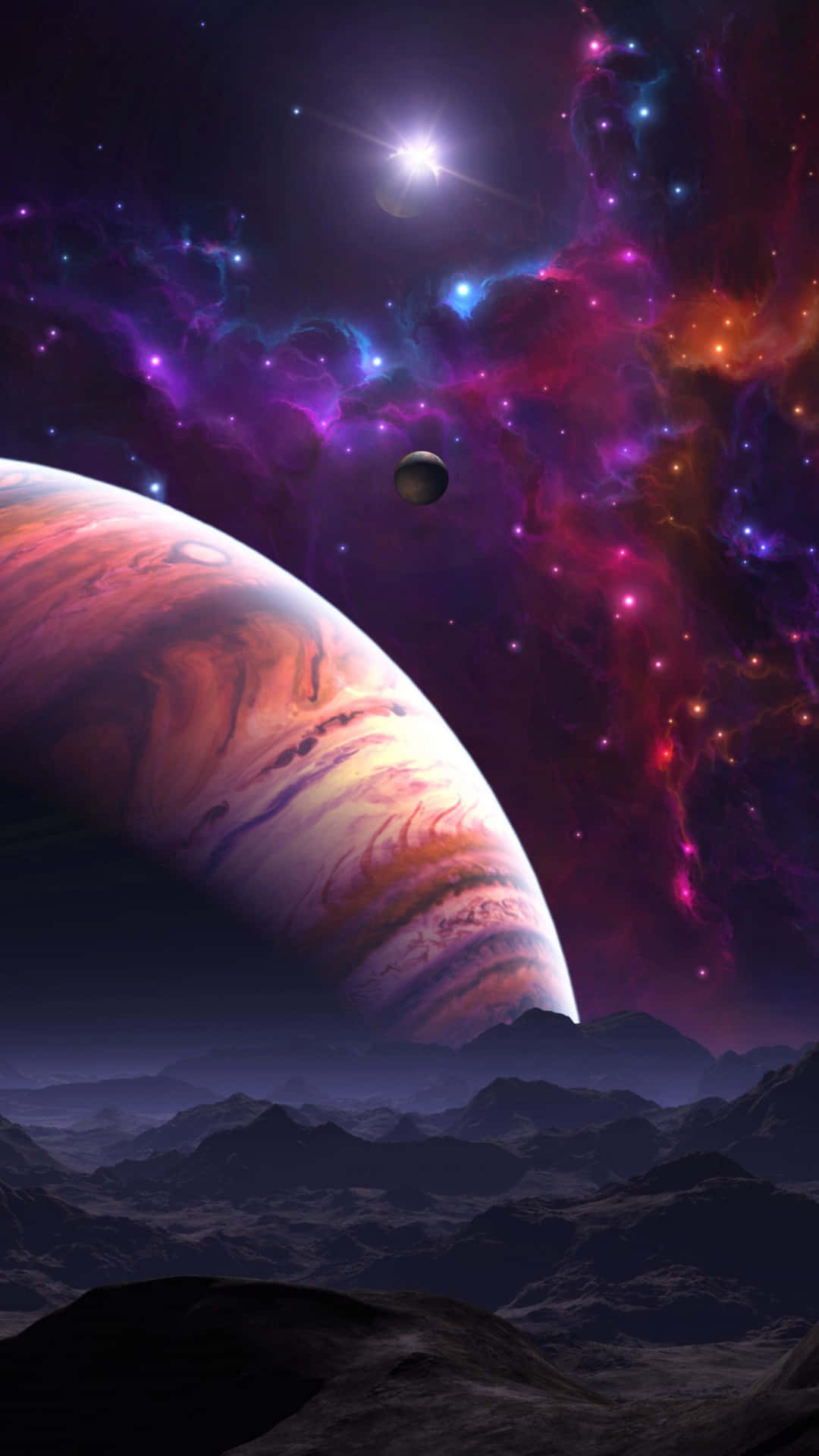  壁紙 — 一個巨大的氣態巨行星，帶有旋轉的條帶，主宰著星爆星雲下崎嶇的外星山脈之上的宇宙景觀。