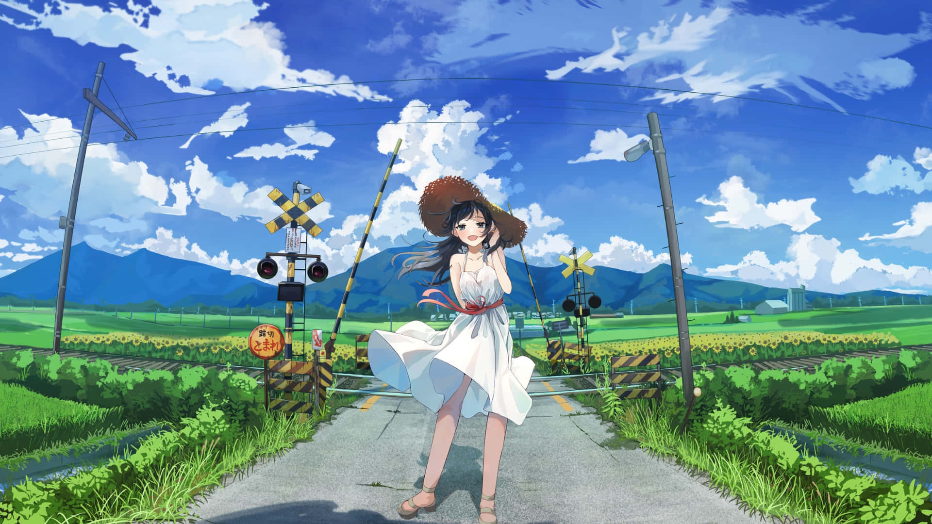  壁紙 — 一個開心的動漫女孩穿著白色連衣裙，站在鄉村鐵路平交道，背景是明亮的藍天和蓬鬆的雲朵。
