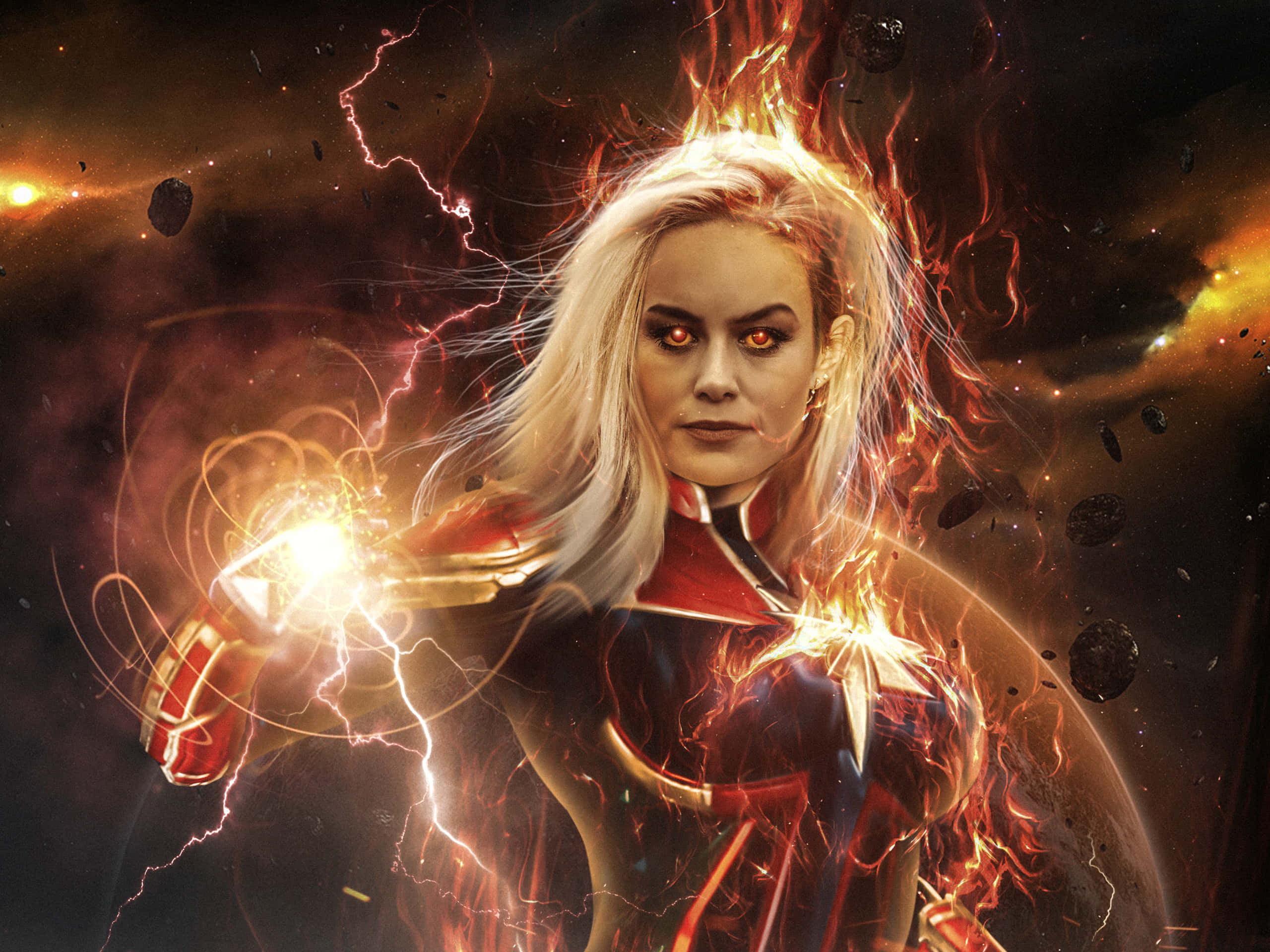 brie larson 桌布 壁紙 — 一位眼神發光、頭髮如火般的兇猛女超級英雄，在小行星和星星的宇宙背景下引導閃電能量。