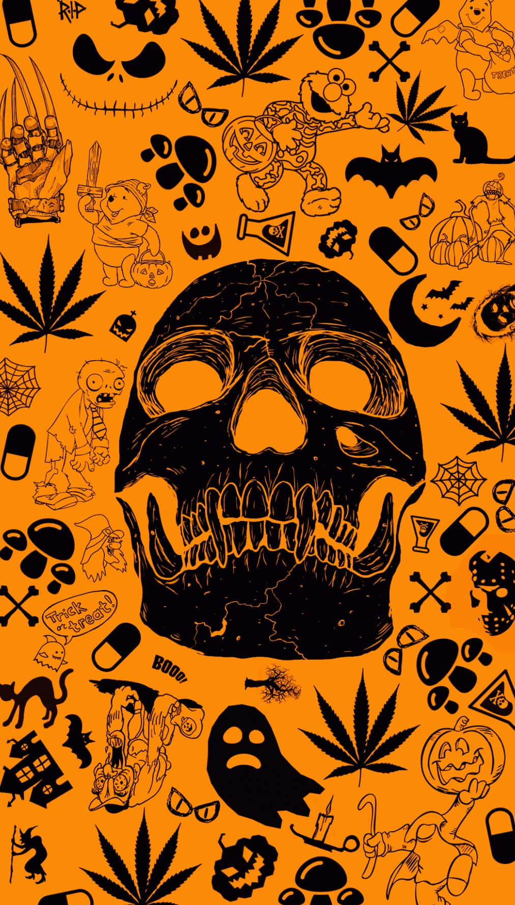  壁紙 — 一張大膽的橙色桌布，以一個大型黑色骷髏為中心，周圍環繞著萬聖節圖示，如南瓜、蝙蝠和大麻葉。