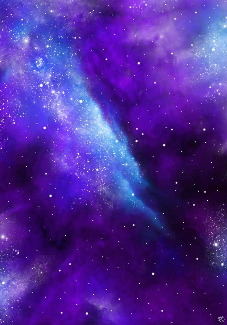  壁紙 — 一個充滿活力的宇宙星雲，在星空中以電紫色和發光藍色旋轉。