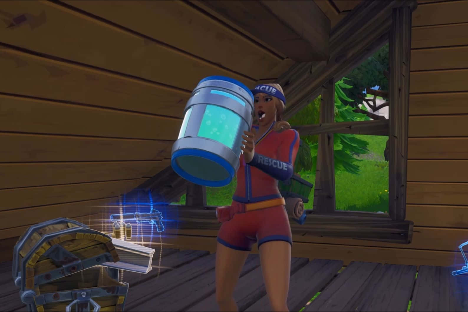  壁紙 — 一個穿著紅色救援服的Fortnite角色在木屋內拿著一個發光的藍色桶，外面可以看到綠色的樹葉。