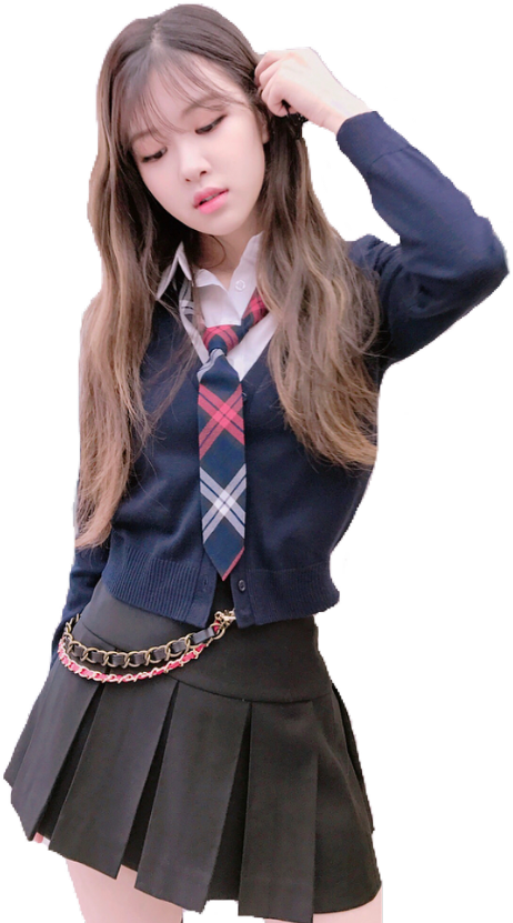 穿著校服的少女用鏈條腰帶整理頭髮。 — Blackpink 壁紙