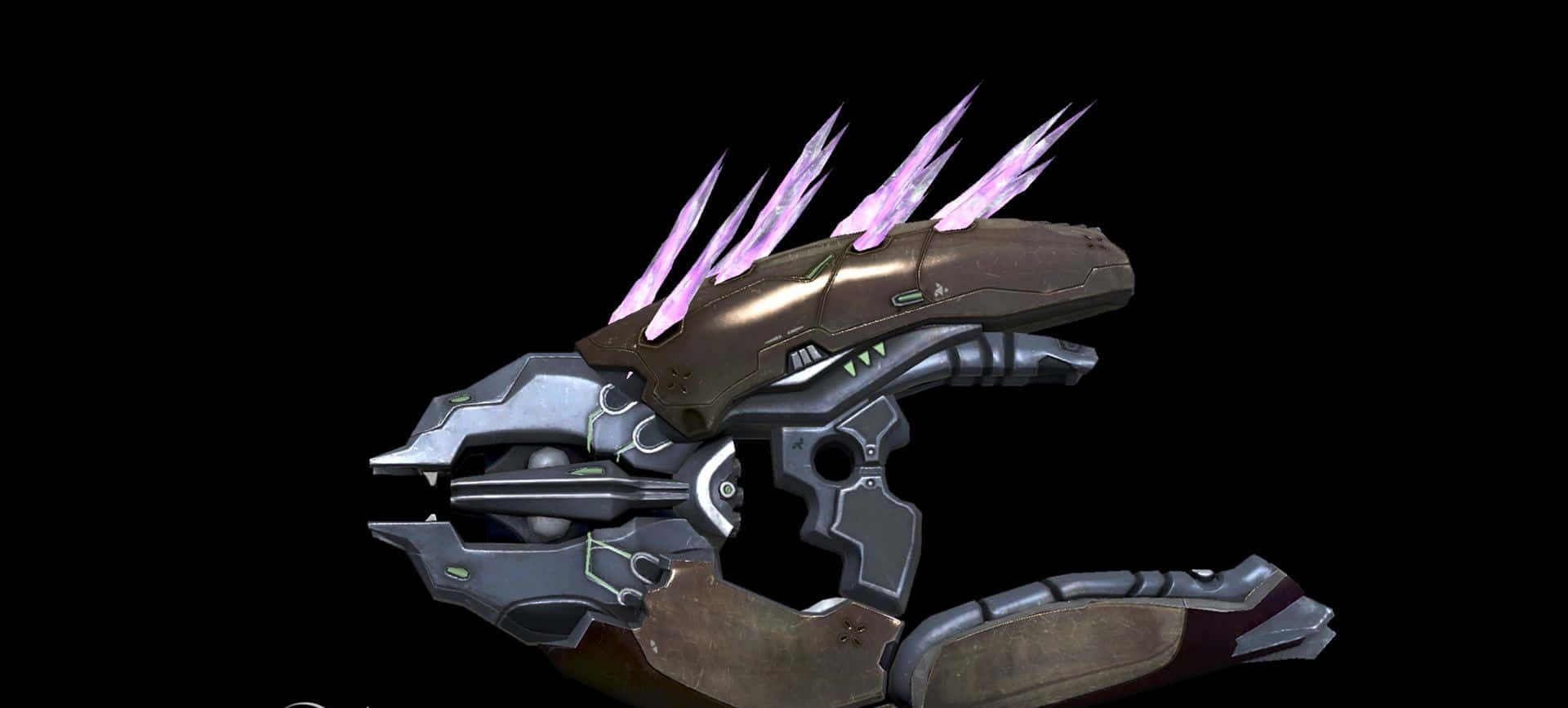Halo Needler 桌布 壁紙 — 一件未來科幻武器，帶有發光的紫色尖刺和金屬裝甲，背景為黑色。