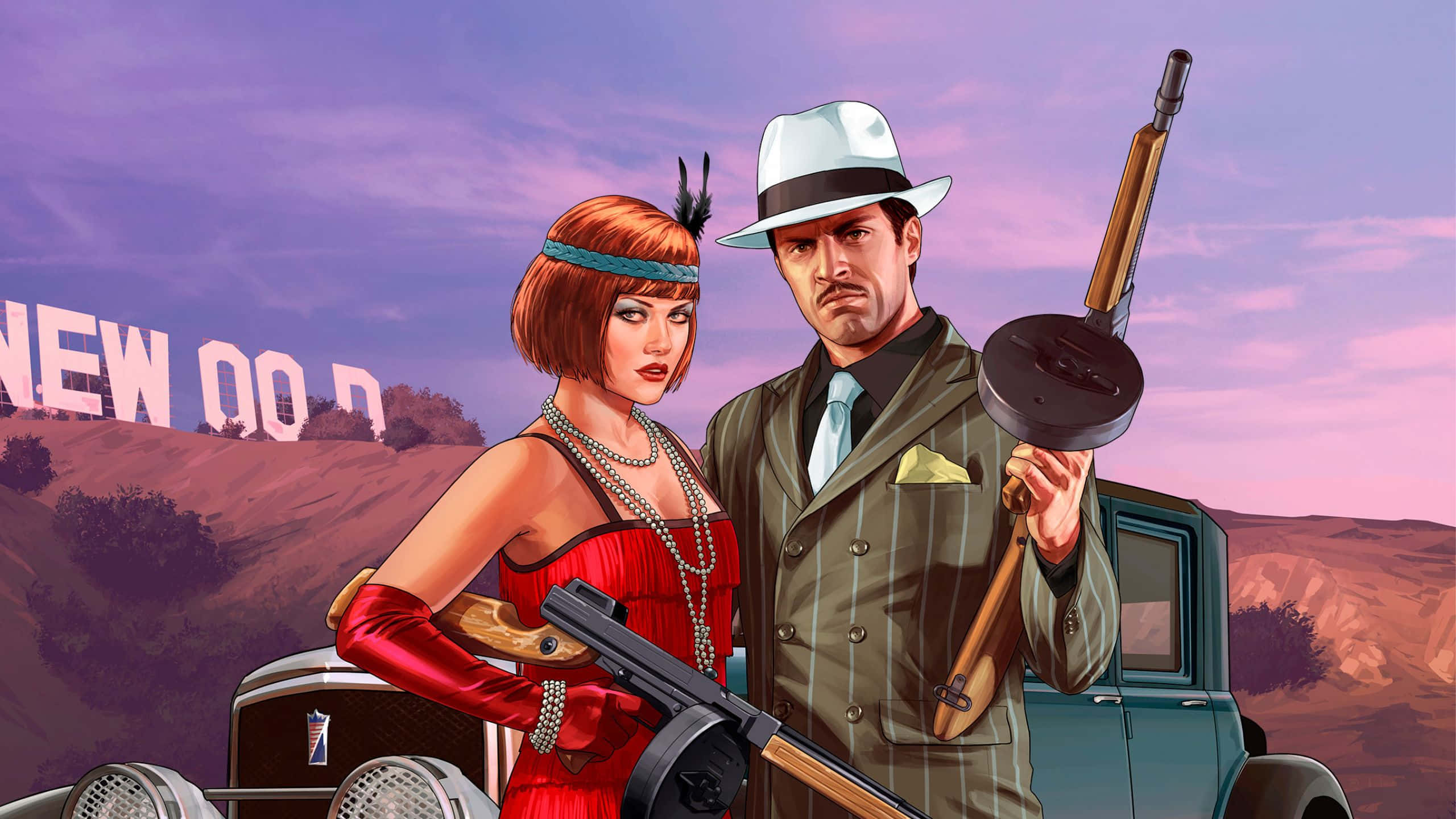 Grand Theft Auto V 桌布 壁紙 — 一位1920年代飛女郎和一位穿西裝的男子站在一輛老爺車旁，手持衝鋒槍，背景是紫色日落和『NEW OOD』標誌。