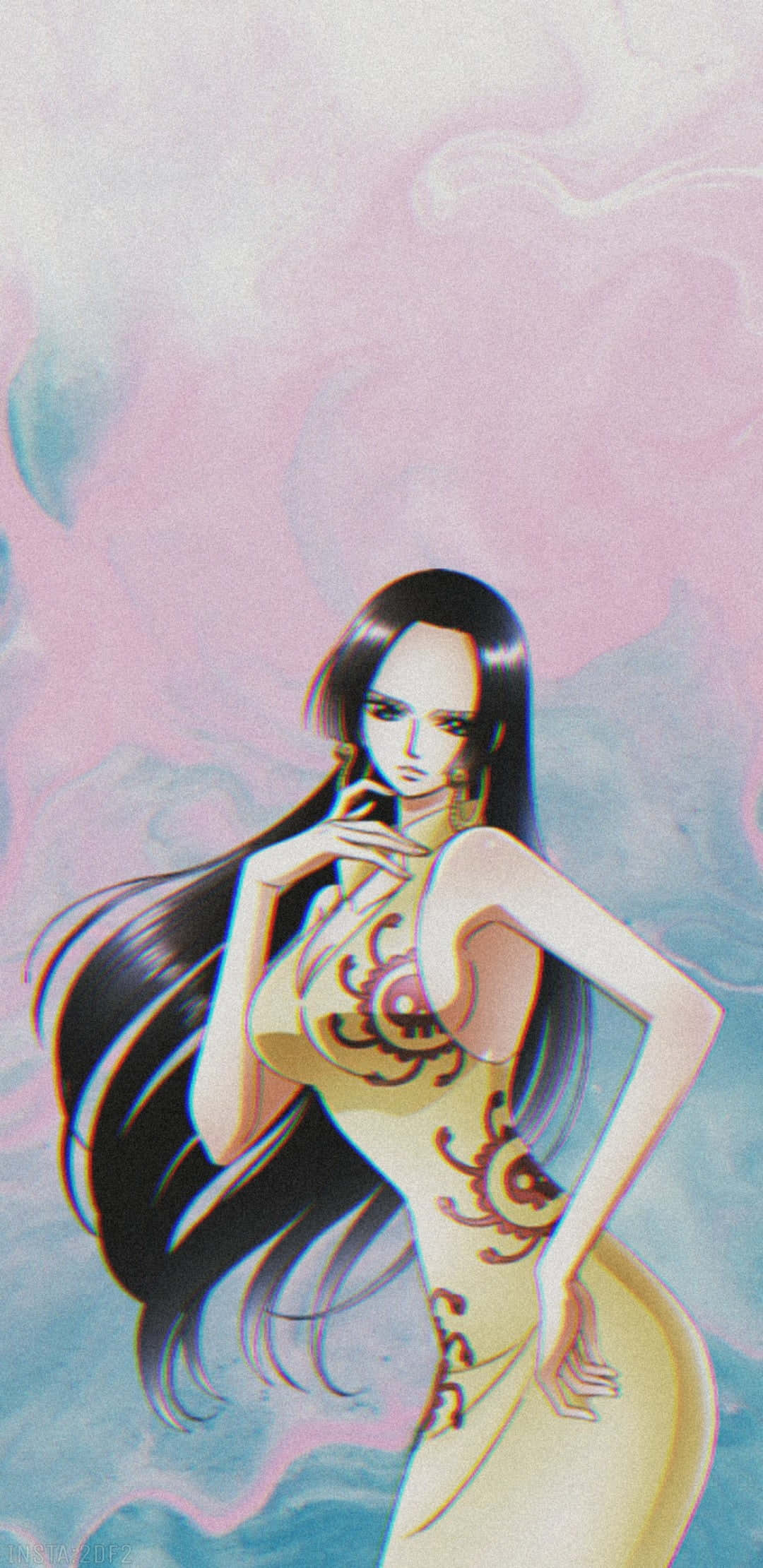Nico Robin 桌布 壁紙 — 一位優雅的動漫女性，長長的黑髮和華麗的黃色連衣裙，站在柔和的粉紅色和藍色雲朵背景前。