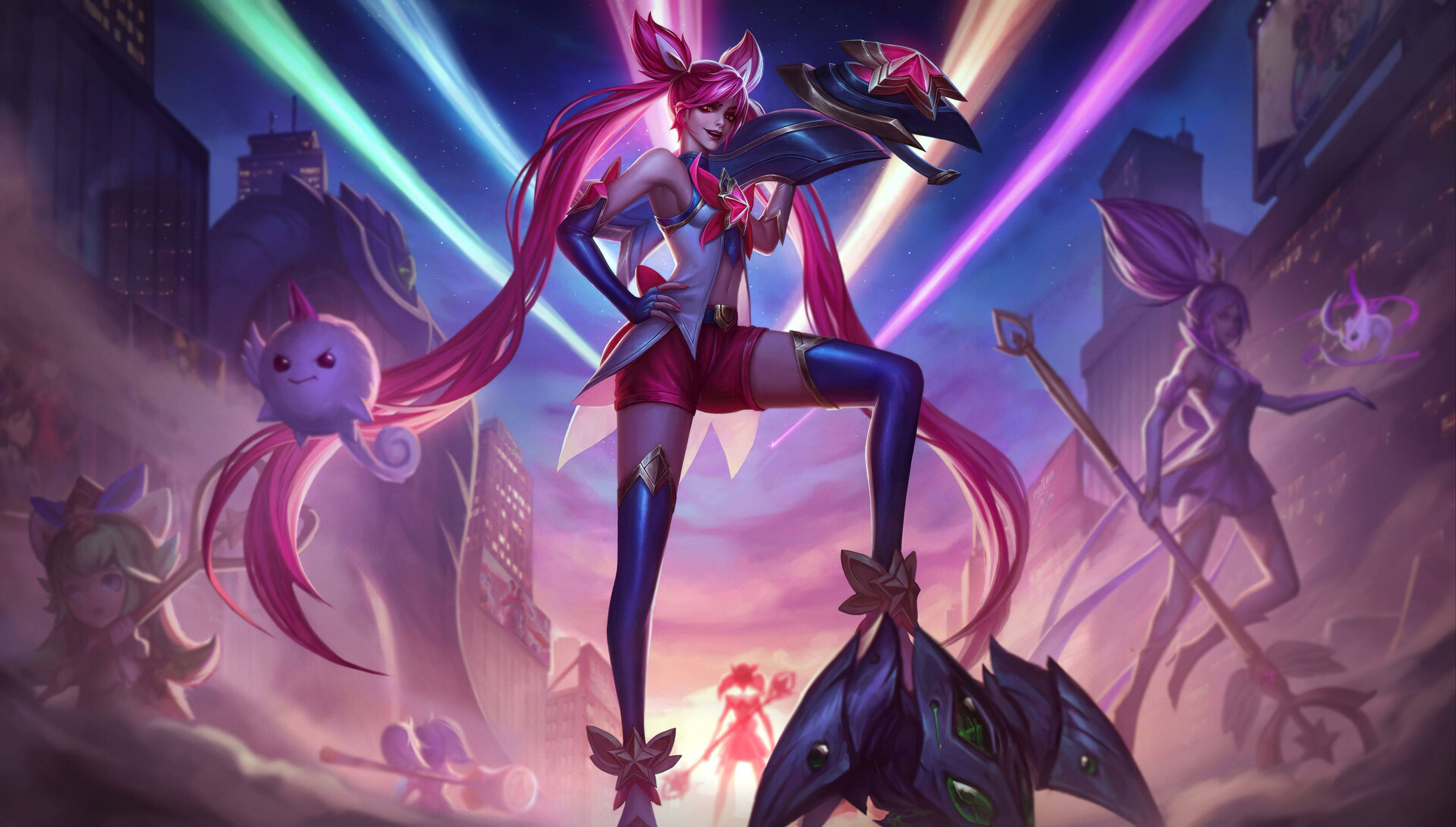 Jinx 桌布 壁紙 — 一位充滿活力的動漫風格戰士，擁有粉紅色頭髮和未來裝備，自信地站在霓虹燈照亮的城市戰場上。