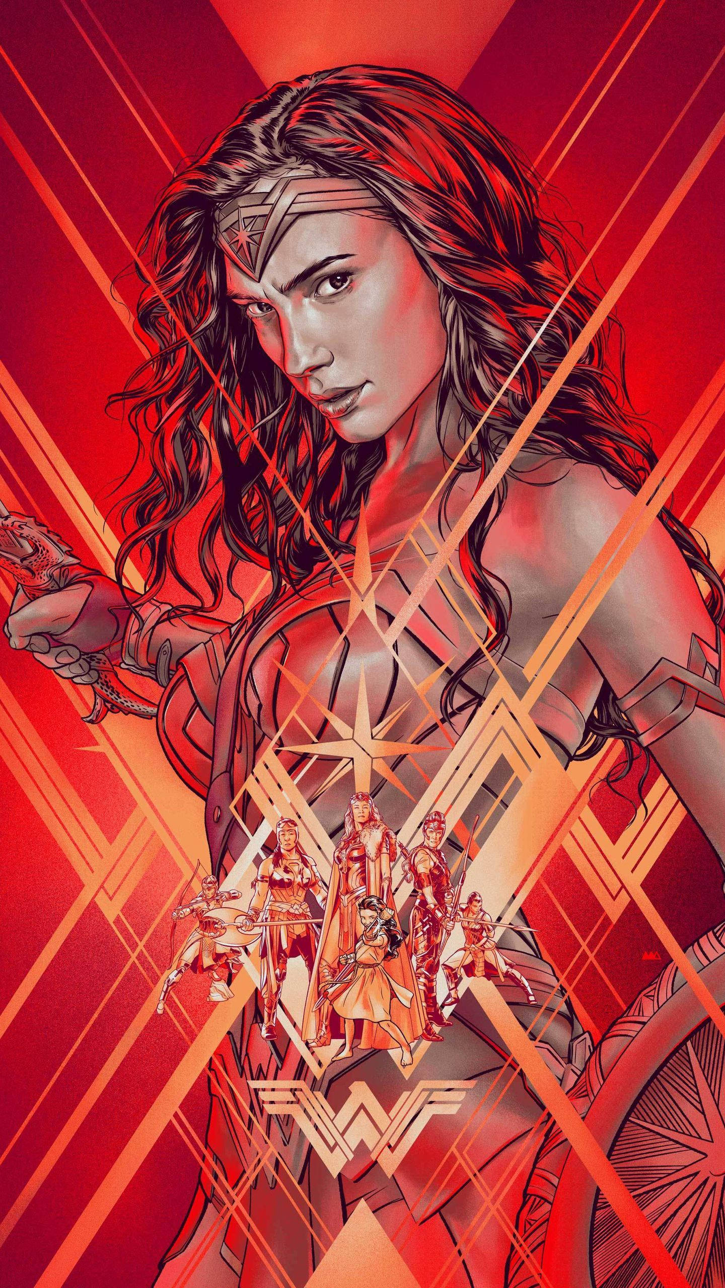 Wonder Woman 1984 桌布 壁紙 — 一位兇猛的亞馬遜戰士穿著紅色和金色盔甲，大膽地站在光芒四射的幾何背景前，她的亞馬遜姐妹們在下方。