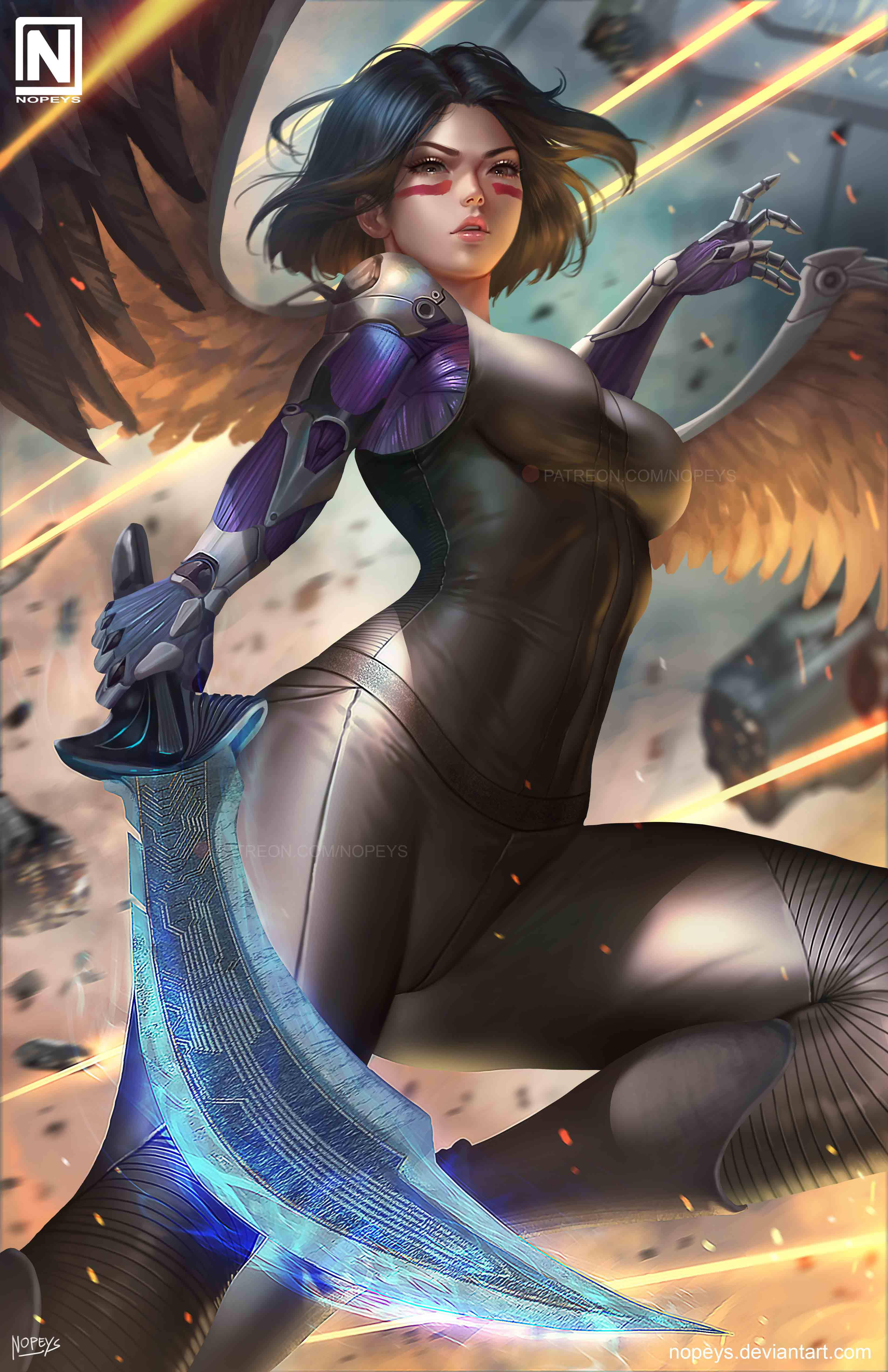 Alita Battle Angel 桌布 壁紙 — 一位兇猛的女戰士，擁有機械翅膀和發光的藍色劍，在熾熱的背景前擺出動態的戰鬥姿勢。